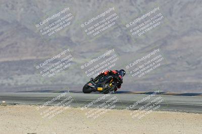 media/Dec-07-2025-CVMA (Sun) [[3e7d2de5dc]]/Race 6-The Shootout/